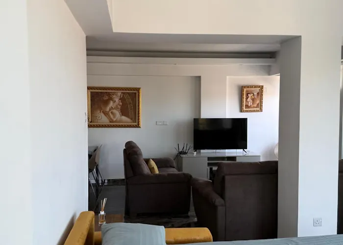 Nautica Luxe * Larnaca